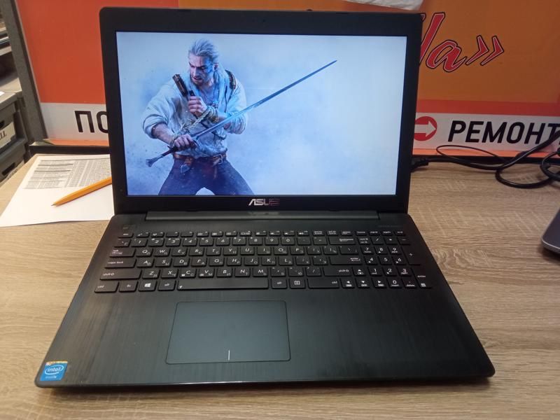 Asus vivobook для урока и работ