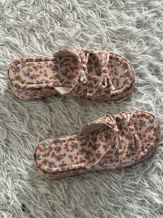 Продам женские вещи
