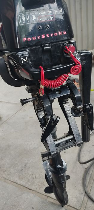 Продам  лодочный мотор