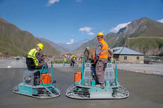 Промышленные бетонные полы  — стяжка, топпинг, эпоксид, полиуретан