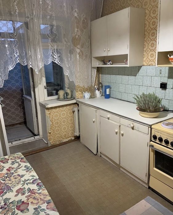 Продам квартиру 3 комнаты Мирзо Улугбеский район рядом метро