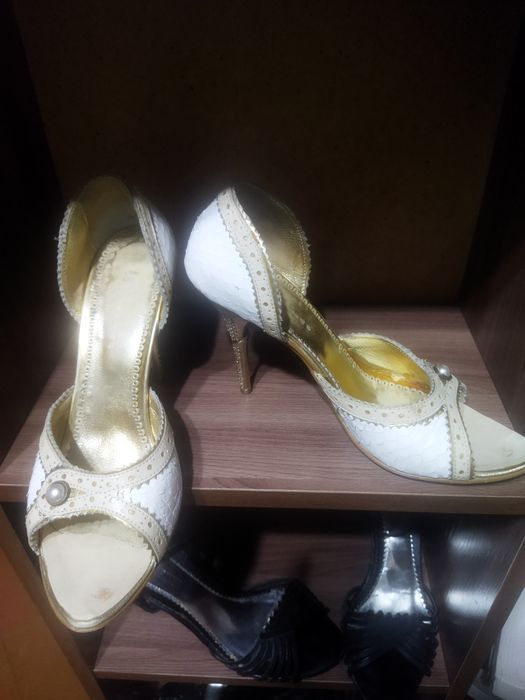 Недорого туфли на высоком каблуке