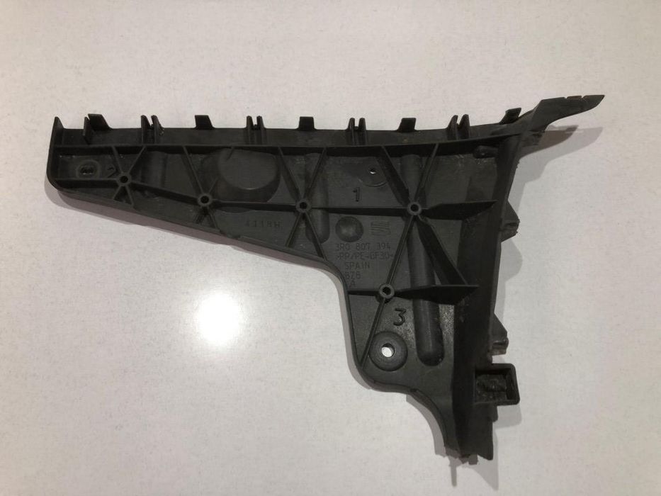 Suport bara dreapta spate Seat Exeo 3R0807394 Berlina