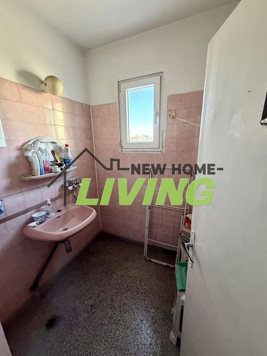 Продава се Тристаен апартамент в Пловдив, Кючук Париж - 85 кв.м за 690 €/кв.м - Снимка #8