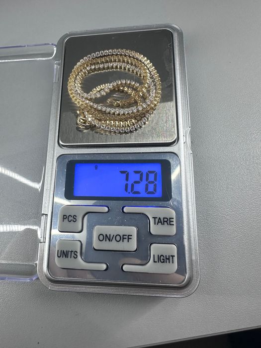 Златно тенис колие с камъни 14к