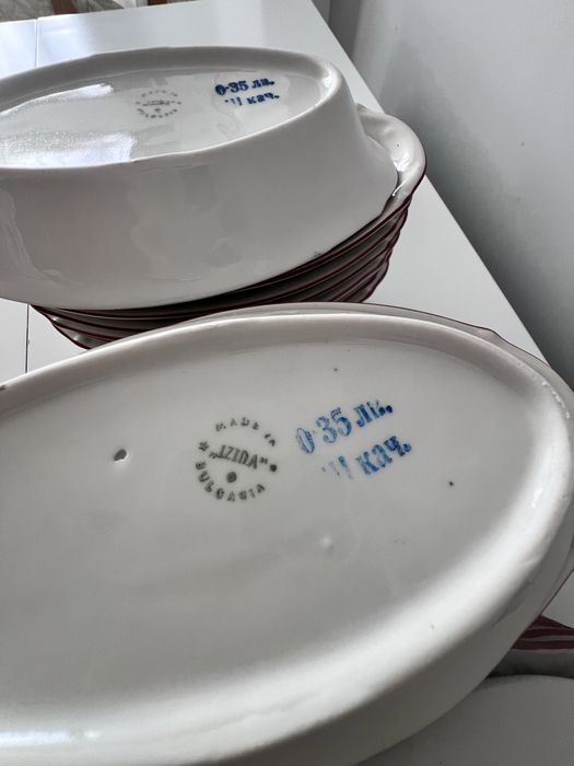 Ретро порцеланови съдове „Izida“ и „GD“ – Made in Bulgaria (3 серии)