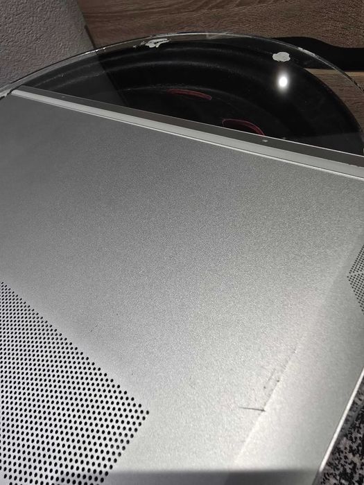 Продавам HP Pavilion модел 15-eh1041nq