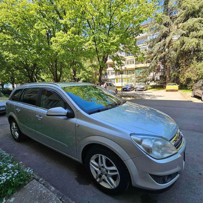 Opel Astra 1,6 бензин, 2009 г.