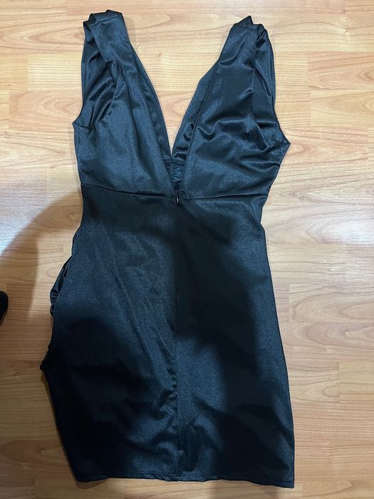 Сатенена дамска рокля