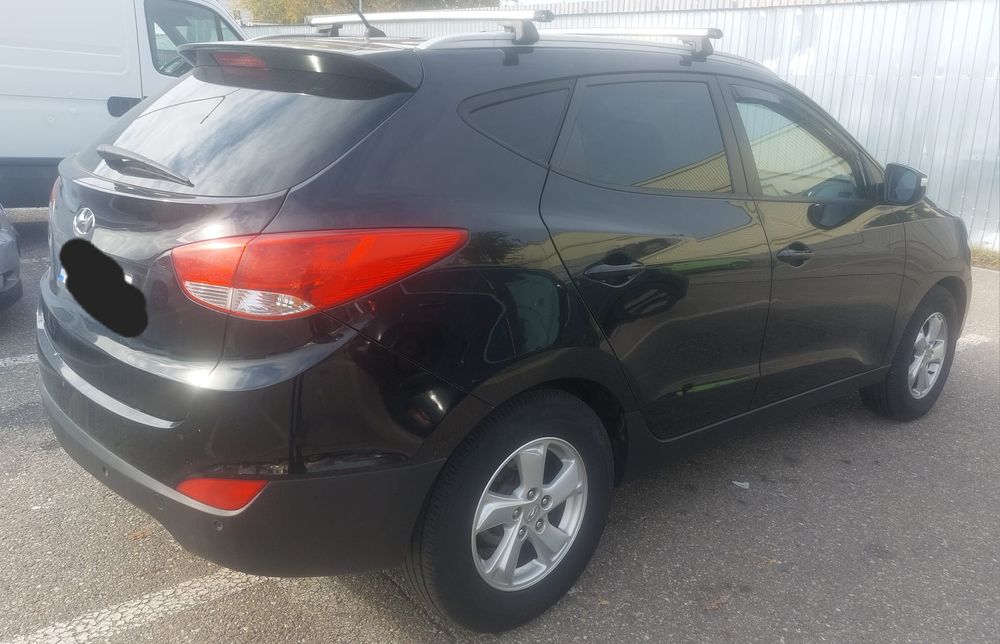 SUV Hyundai ix 35  euro 5 motor 1.6 benzină 136 cp an 2012