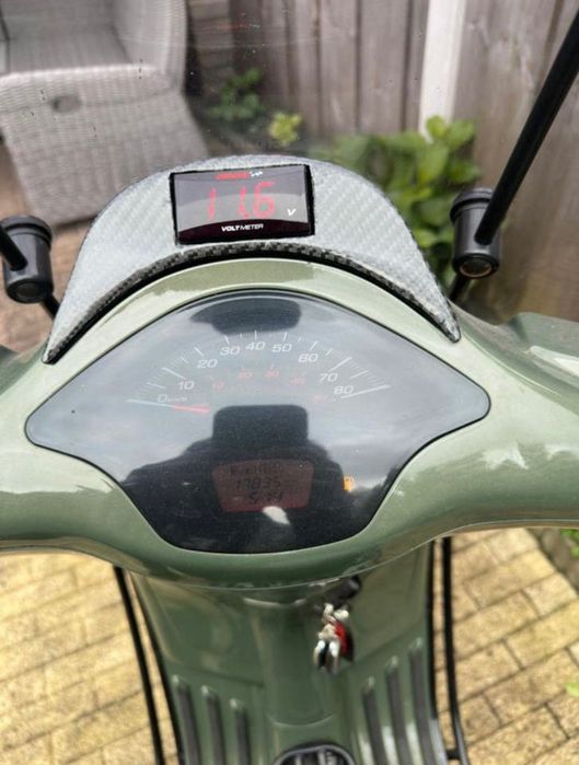 Vespa Sprint District Green