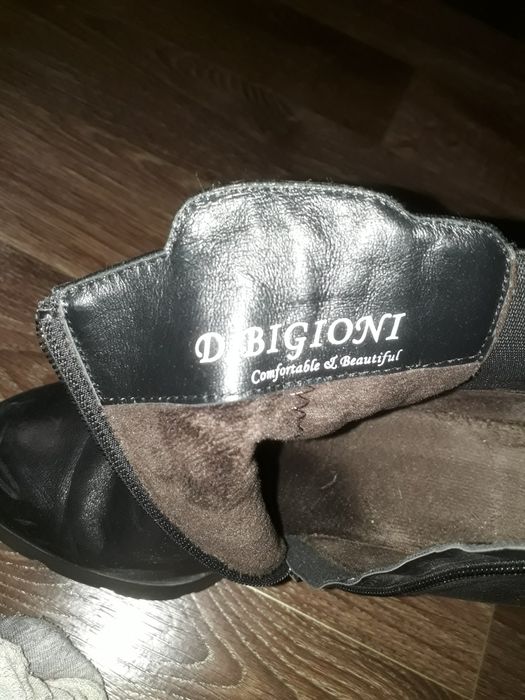 Продам женскую обувь