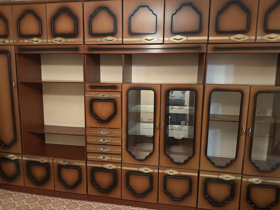 Отдам стенку б/у самовывоз