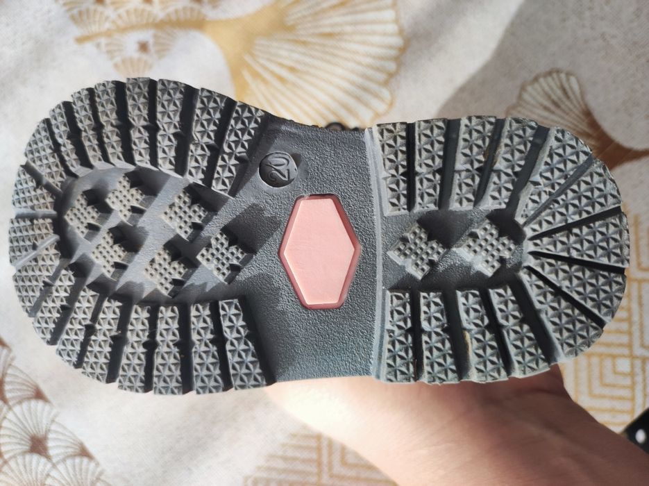 Ботушки за момиче номер 20