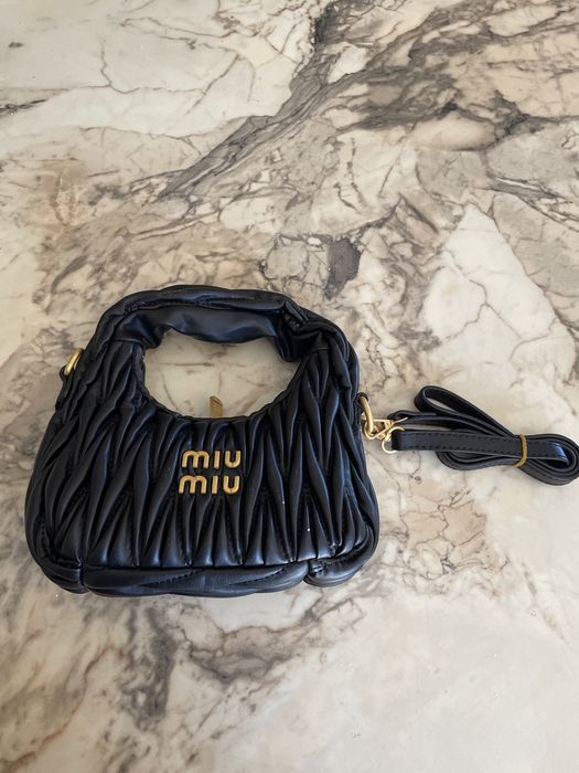 Geanta piele miumiu