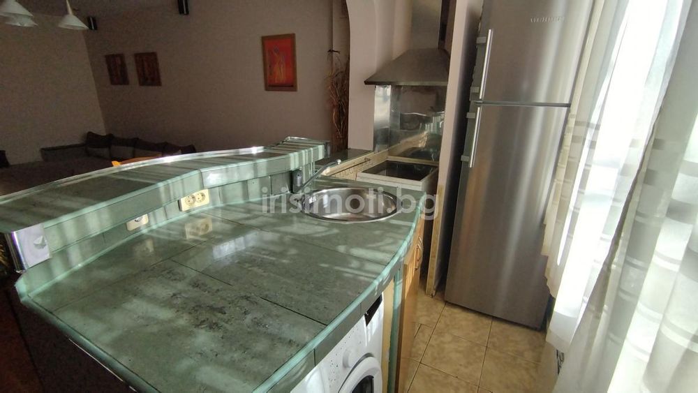 Под наем тристаен, €600, 66кв.м. в Люлин - Център