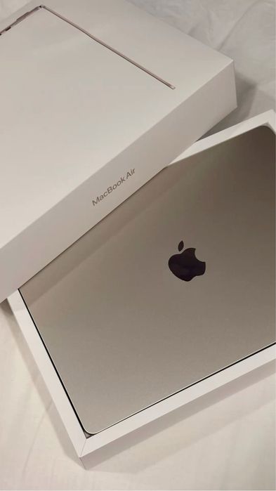 MacBook Air 2022 16/256