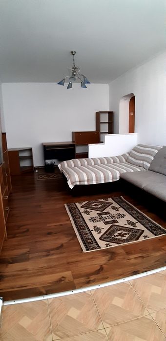 apartament de inchiriat