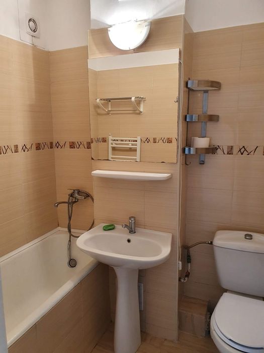 Inchiriez apartament 1 cameră