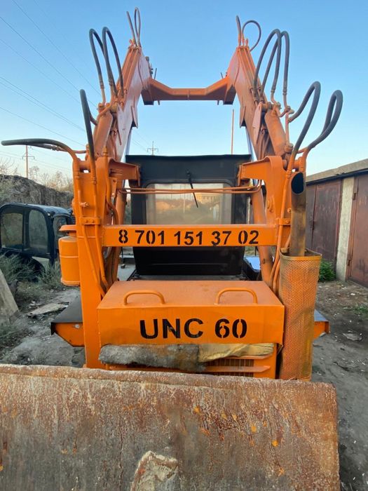 Мини погрузчик UNC