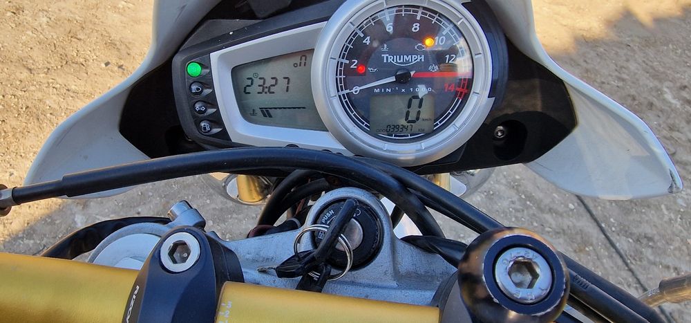 Пистов мотор Triumph Street triple