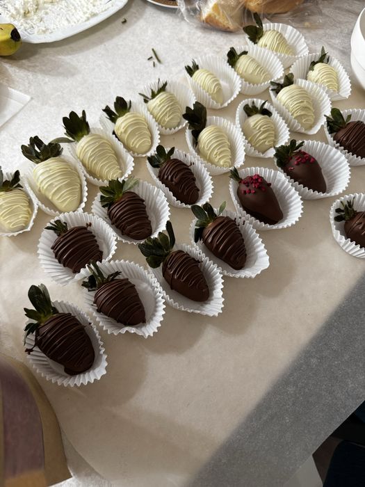 Клубника в шоколаде ,