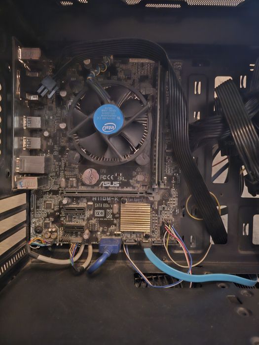 Дъно и Процесор с Рам Intel 6700 , 16gb Ram