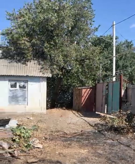 Қайнар бұлақ дачада 2 болмелі үй жалға беріледі. Бүгін ертең босайды.