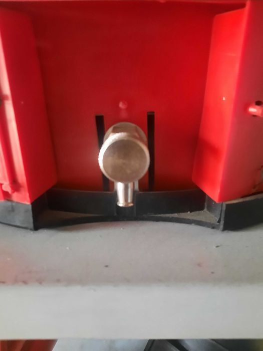 Бутыль стеклянный