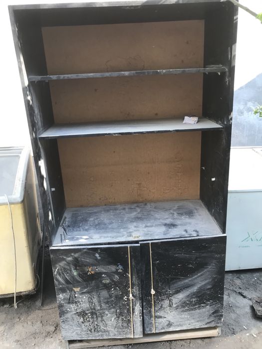 Mebel oshxonaga yoki zalga