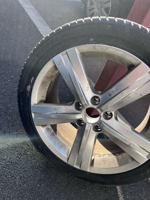 Cauciucuri iarna hankook r17