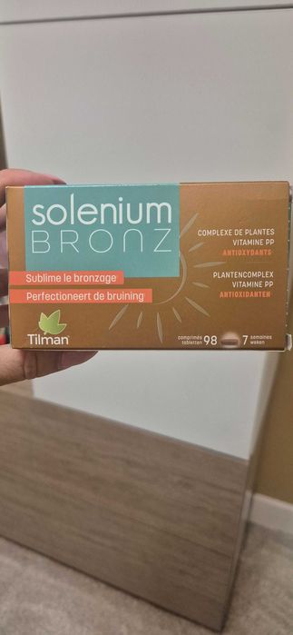 Solenium Bronz за здрава кожа и сияещ тен