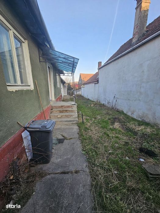 Casa de vanzare în Cunța