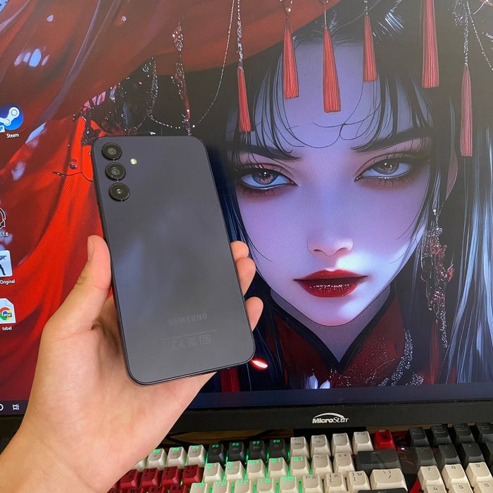 Samsung galaxy A15 srochni sotiladi