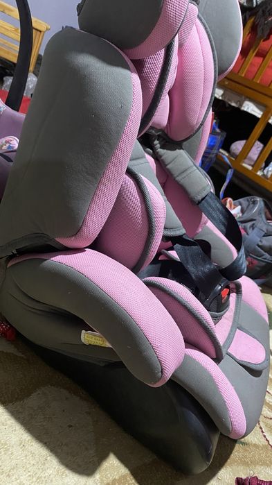 Автокресло 4000тг