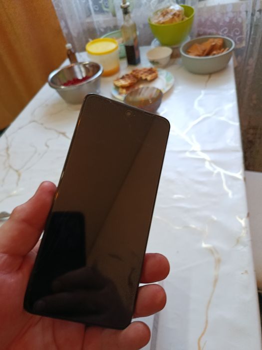 oppo A60 новый продам