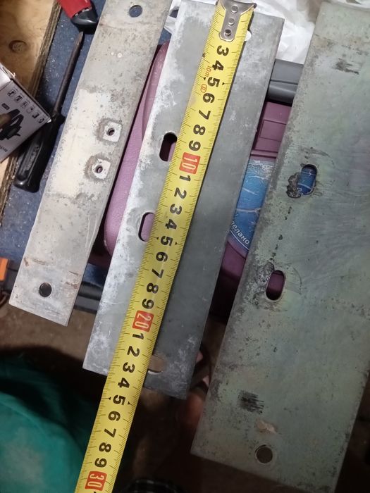 Пластина ,болт гайка