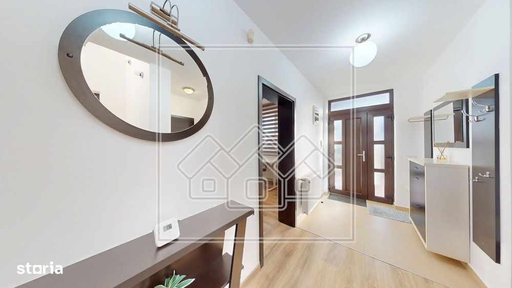 Casa individuala, teren mare, 2 garaje - Sura Mica