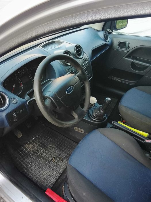 FORD Fiesta 2007 — imagine 2