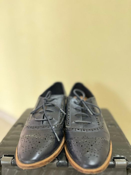 Школьные ботинки