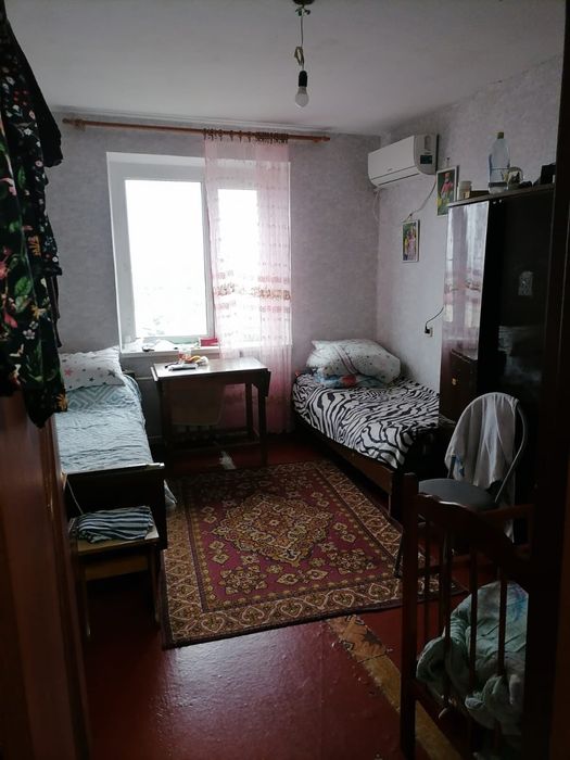 Продам 2 ком кв 51 м2 на строителе