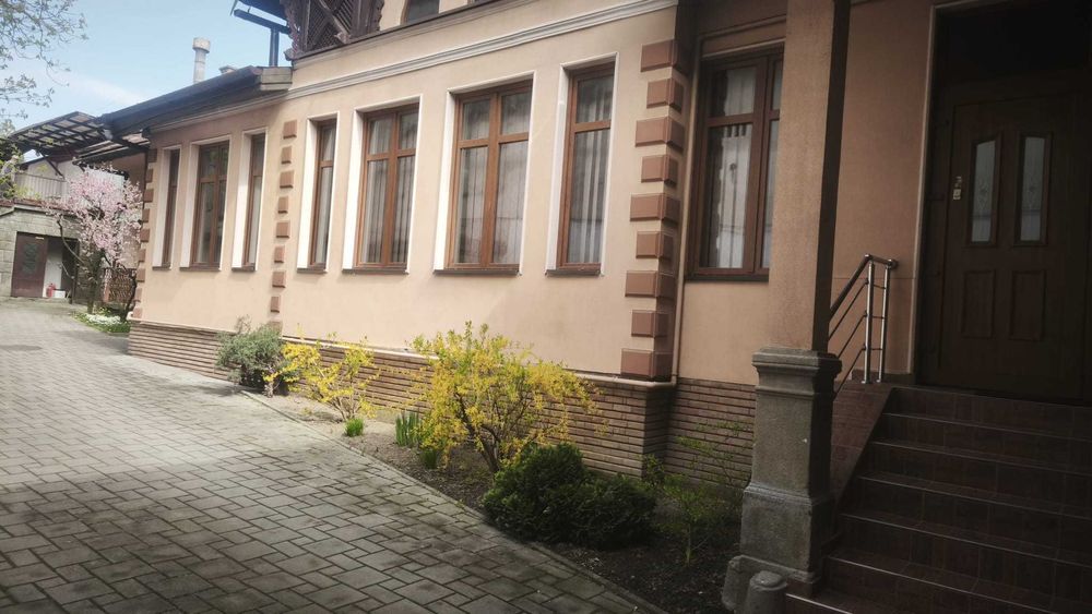 inchiriez restaurant