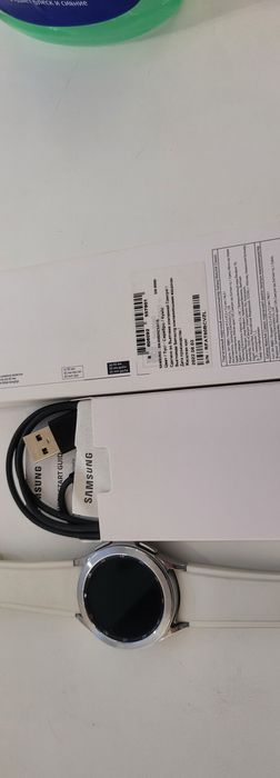 Продам часы samsung galaxy watch 4 classic