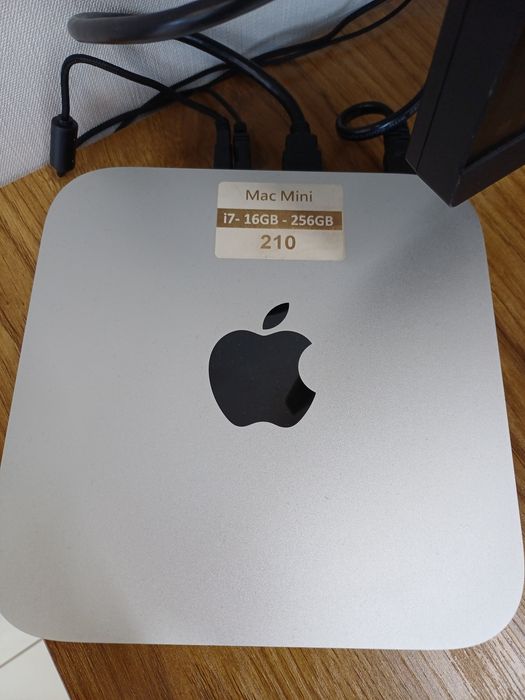 Mac mini 16/256 ideal