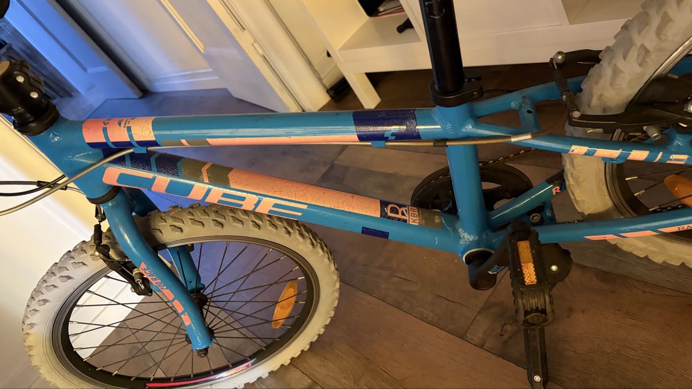Bicicleta Cube 20”