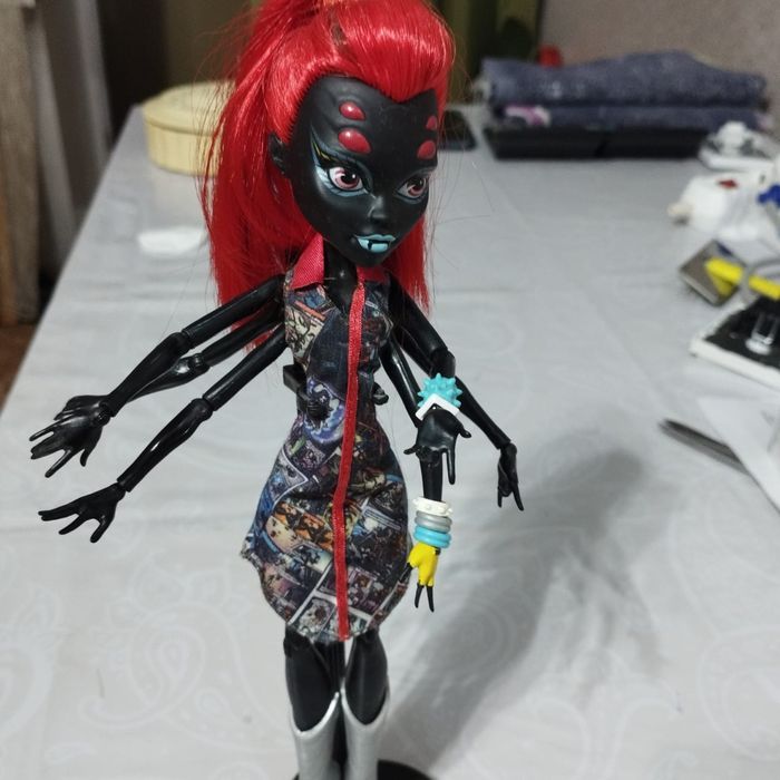 Monster high кукла вайдона
