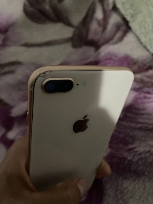 iPhone 8 Plus 64ГБ,обмен