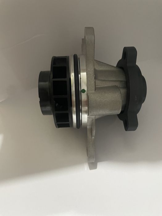 Pompa apa Renault 2101016867R