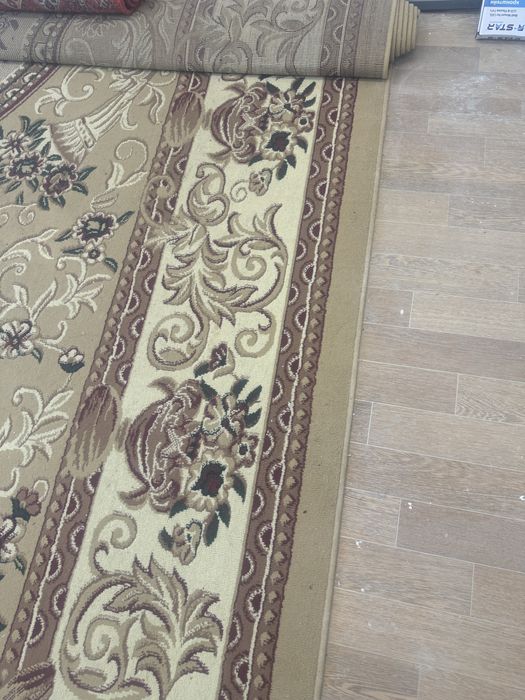 Продоеться ковры 3 штук