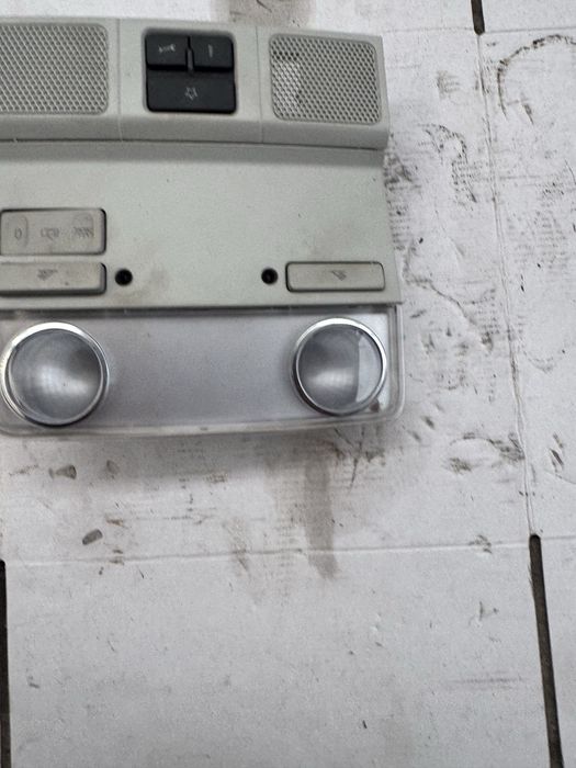 Plafoniera butoane plafon becuri vw passat b7 b6